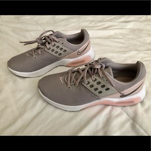 Women’s Nike air max